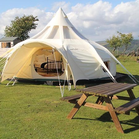 Tal-Y-Fan Farm 6M Stargazer Tent Bridgend (Wales) Exterior foto